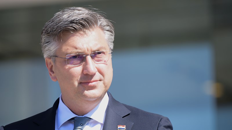Plenković: Vujčić ostaje na čelu Hrvatske narodne banke, a o državnim tajnicima razgovara se s nizom aktera u koaliciji